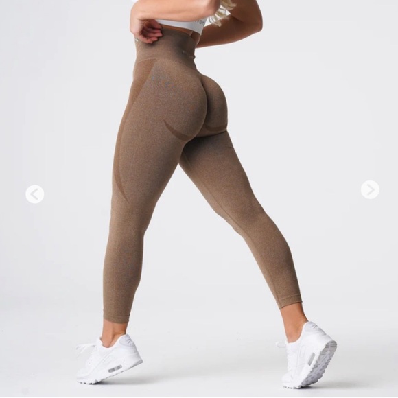 NVGTN Contour Leggingsa - Picture 2 of 3